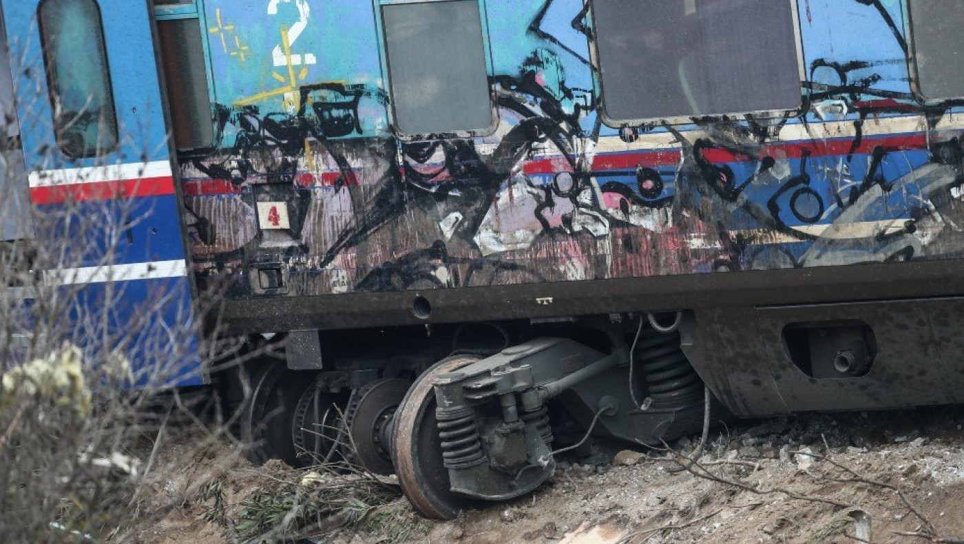 Ανακοίνωση ΟΣΕ 36 ώρες μετά: «Συλλυπητήρια σε όλη την Ελλάδα για την ανείπωτη τραγωδία»