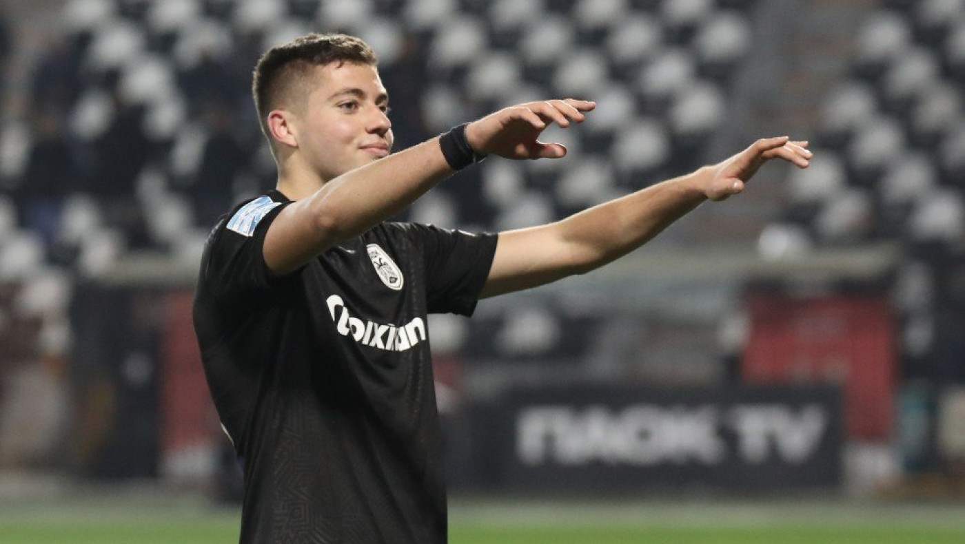 Τζίμας: Από σκόρερ στην Τούμπα, στον πίνακα του σχολείου