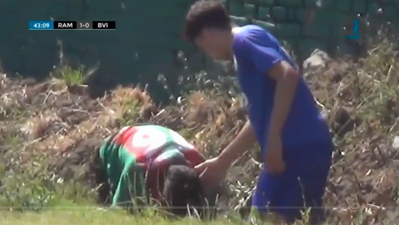 Ουρουγουάη: Παίκτης έπεσε και «εξαφανίστηκε» από τον αγωνιστικό χώρο! (vid)