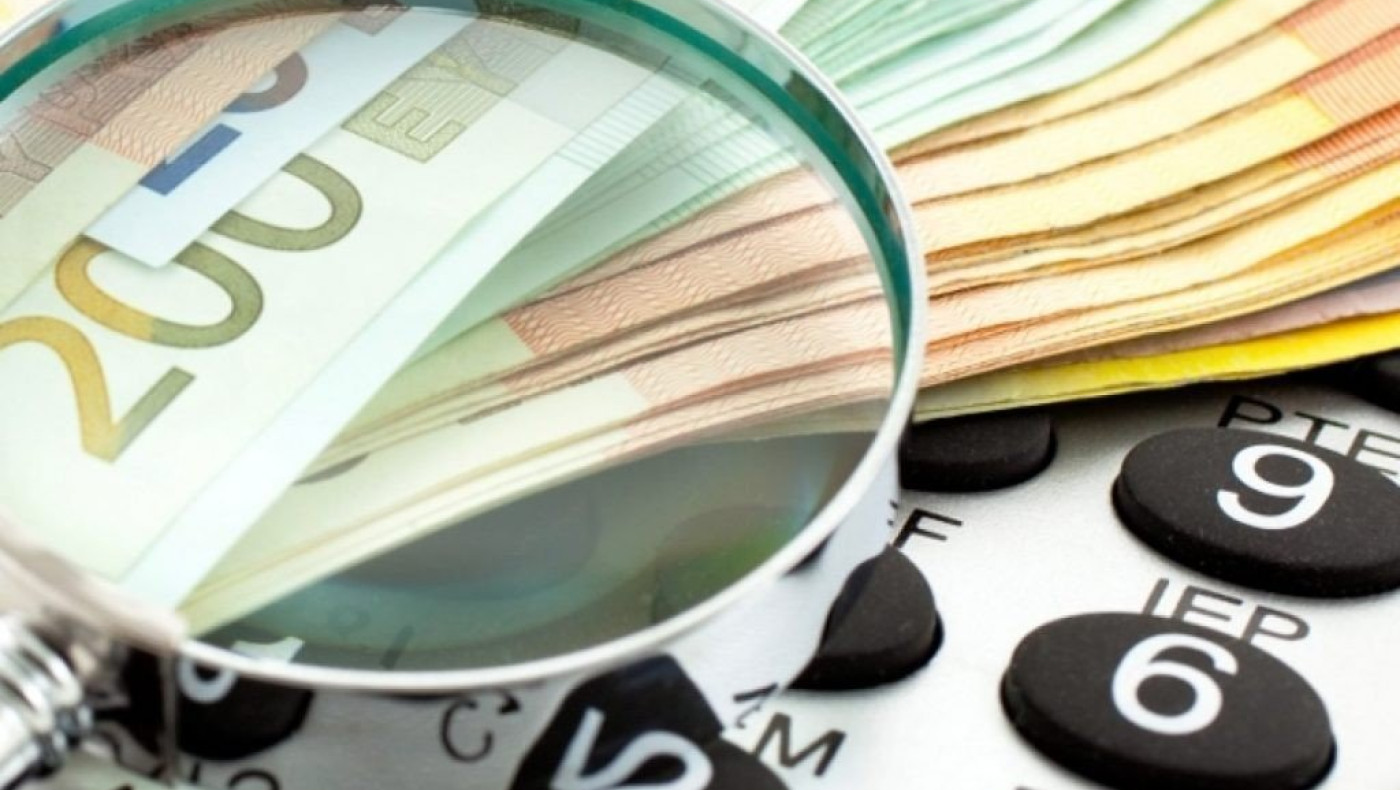 Και επίσημα «μεικτά» τιμολόγια ρεύματος: Νέες αλλαγές στους λογαριασμούς