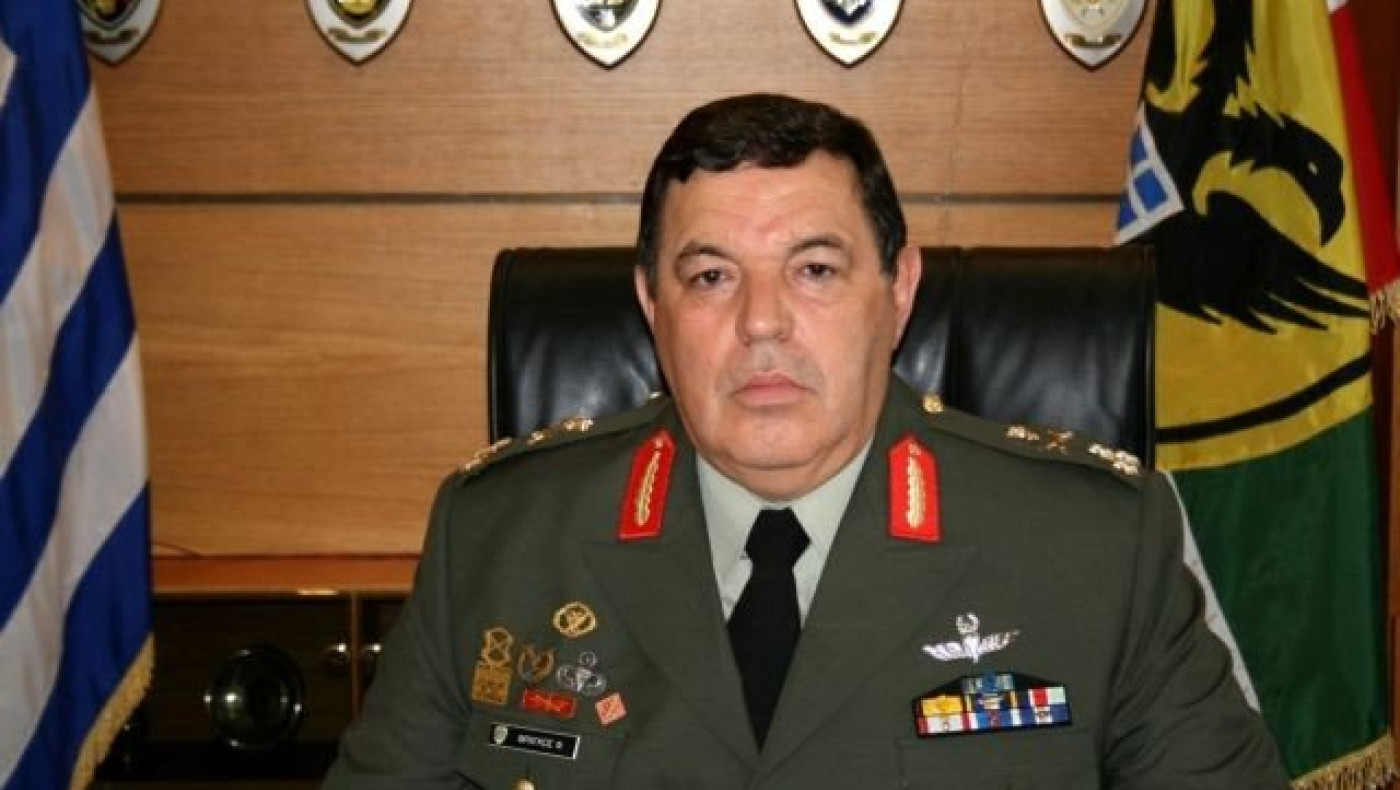 «Ας επιστρέψει στην εφημερίδα του να τα γράφει εκεί αυτά»