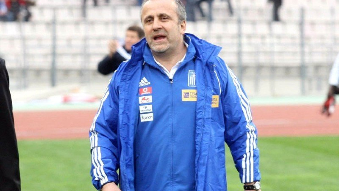 Τοπαλίδης: «Να τηλεφωνήσει στον Ρεχάγκελ ο Σκίμπε!»