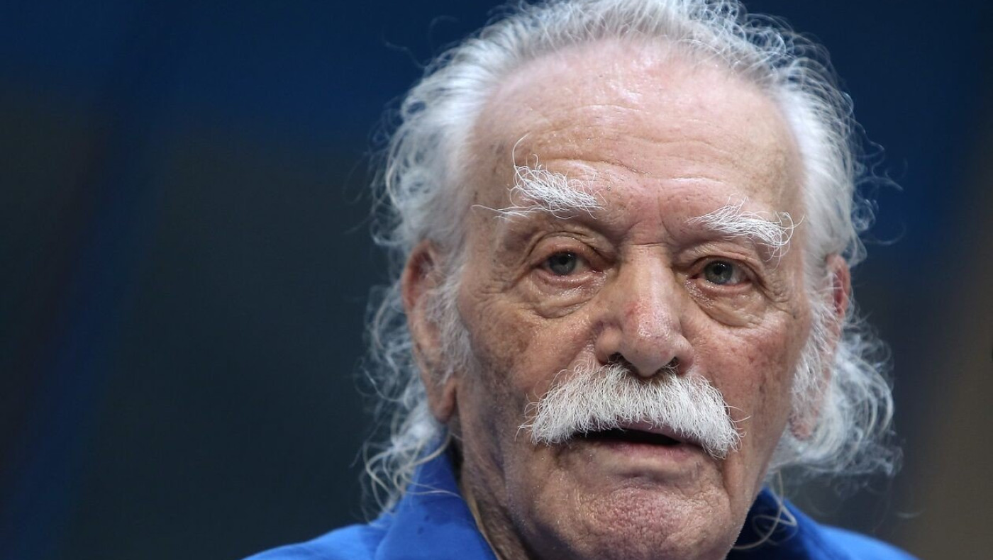 Απίστευτο: Κάλεσαν τον... Μανώλη Γλέζο στο συνέδριο της ΓΣΕΕ