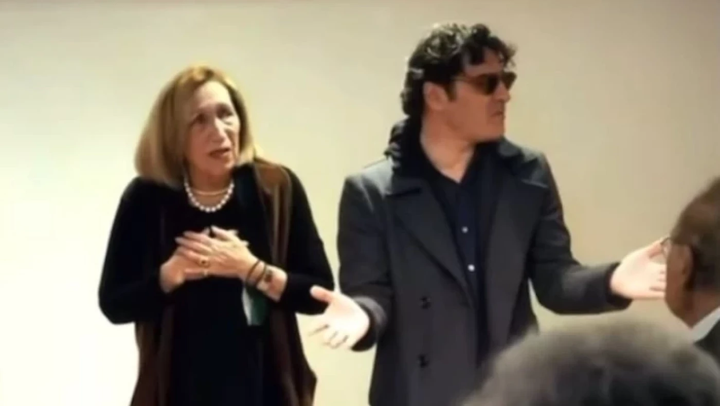 Έξαλλος ο Παπακαλιάτης: Πήγαν να ακυρώσουν βράβευση του Maestro επειδή δεν ήταν εκεί οι υπουργοί