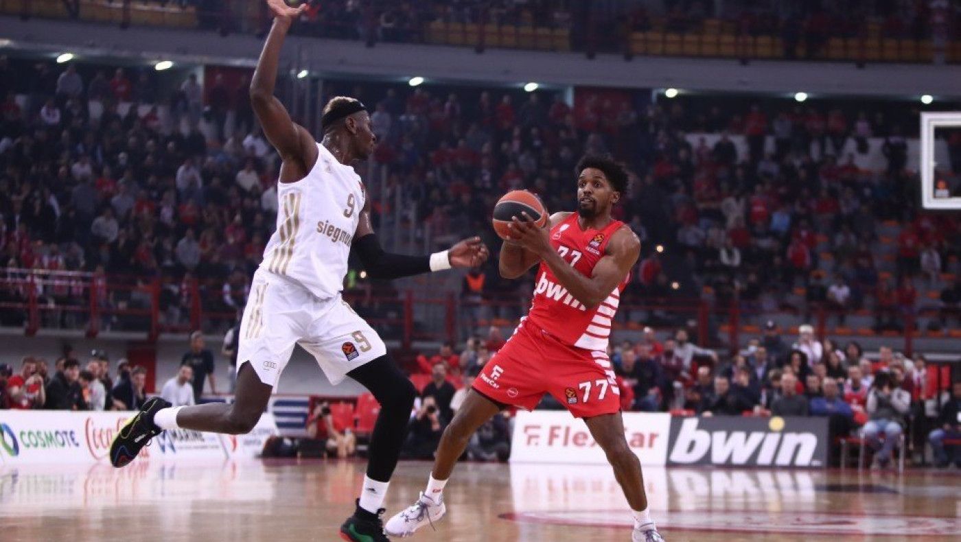 Νίκη με 100άρα για τον Ολυμπιακό επί της Μπάγερν