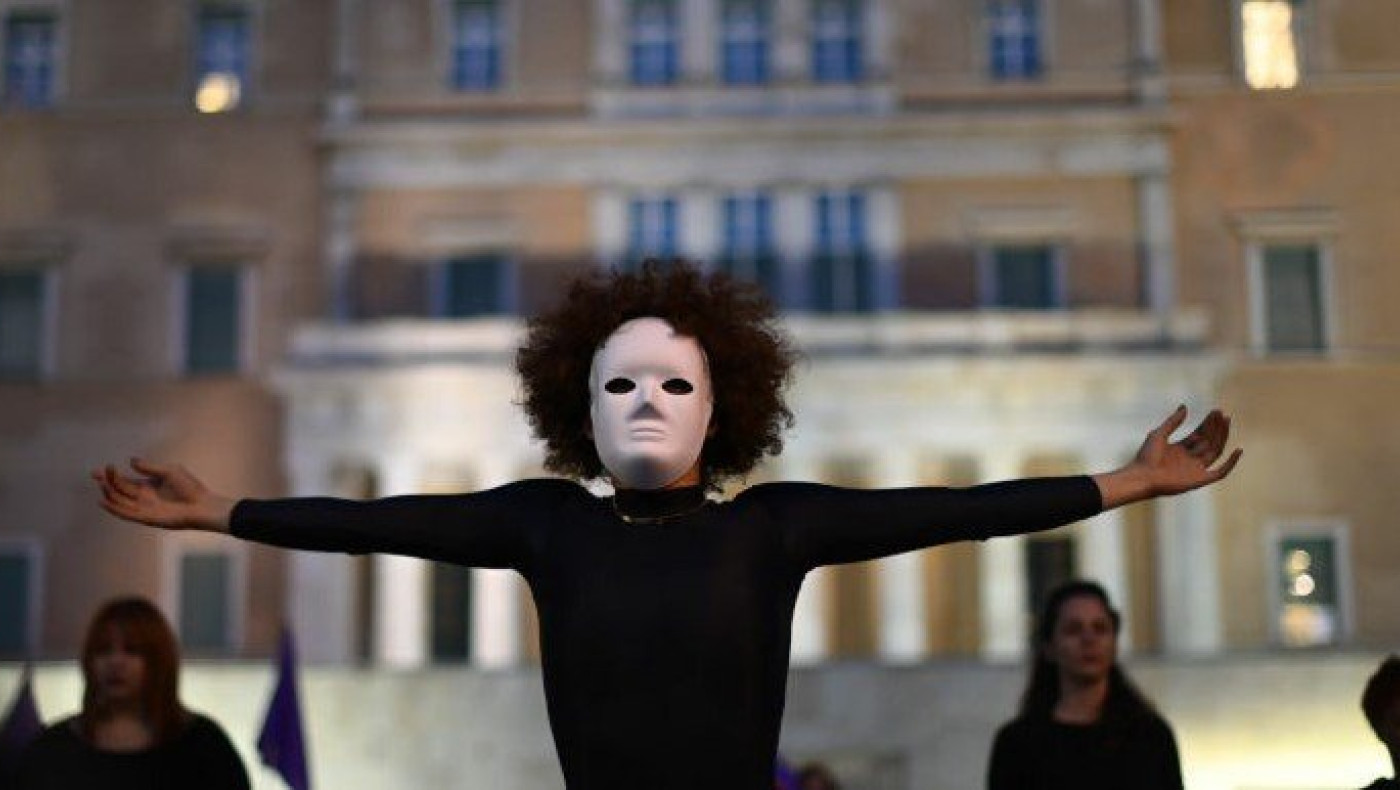 Δυστύχημα στα Τέμπη: Μεγαλειώδεις φεμινιστικές πορείες σε Αθήνα και Θεσσαλονίκη (vid)