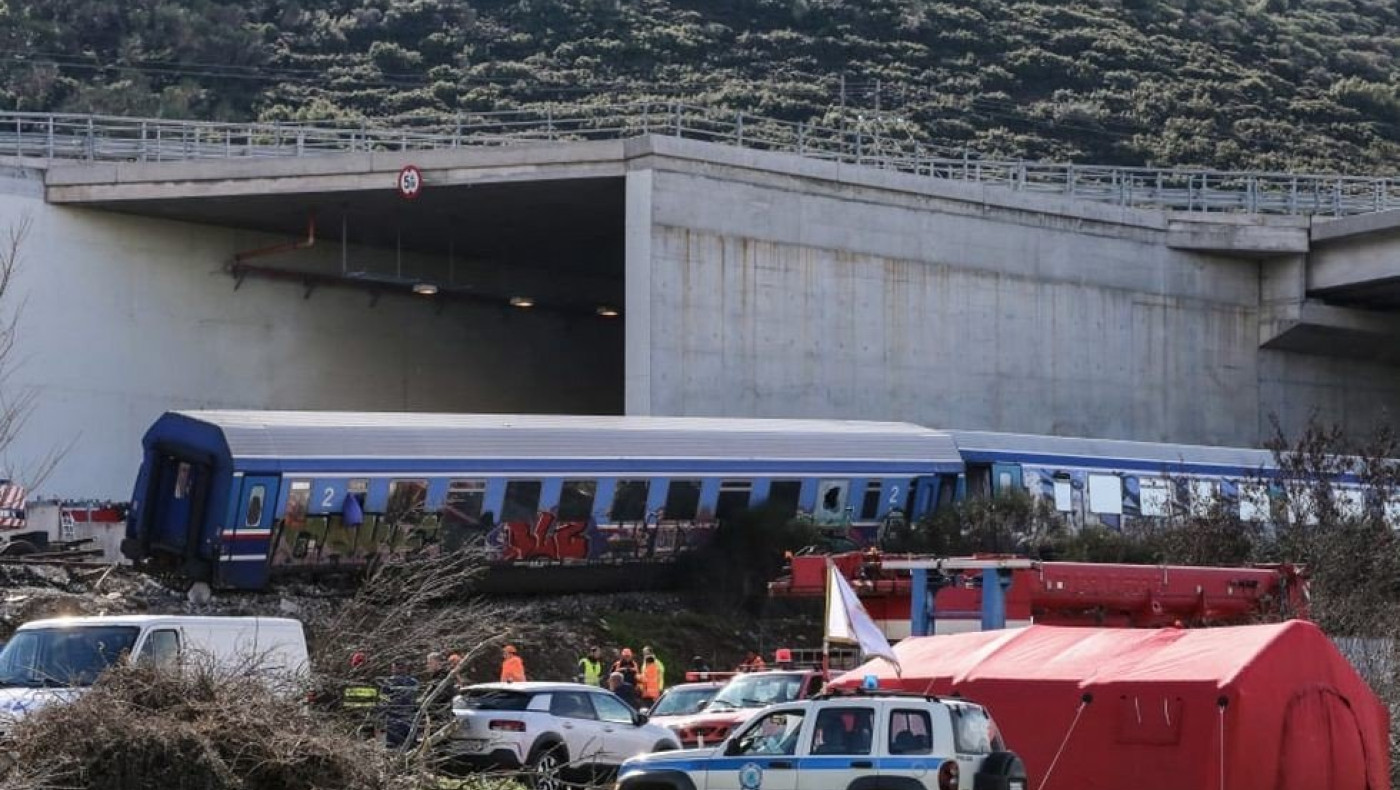 Τραγελαφικές καταστάσεις στο σταθμό Λαρίσης: «Ξέχασαν τα μικρόφωνα ανοιχτά, ενώ έκαναν πάρτι στη βάρδια»