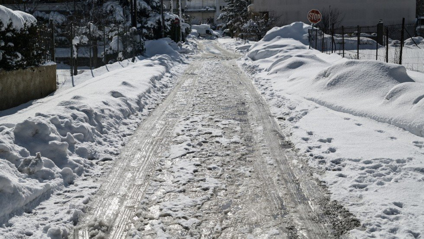 Θεσσαλονίκη: Χιονισμένος ο Χορτιάτης – Κλειστός ο δρόμος προς τον Άγιο Βασίλειο