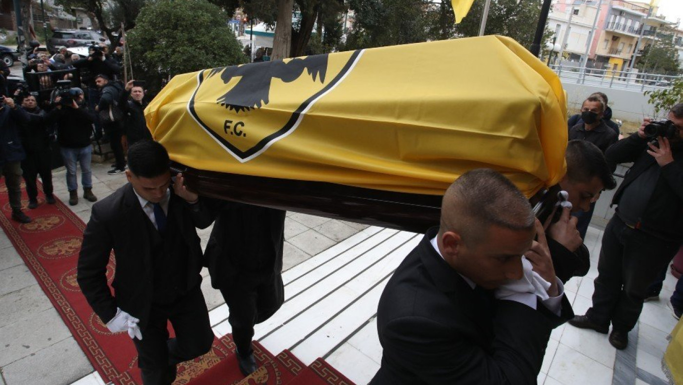 Συγκλόνισε ο Νεστορίδης στο «αντίο» στον Μίμη Παπαϊωάννου