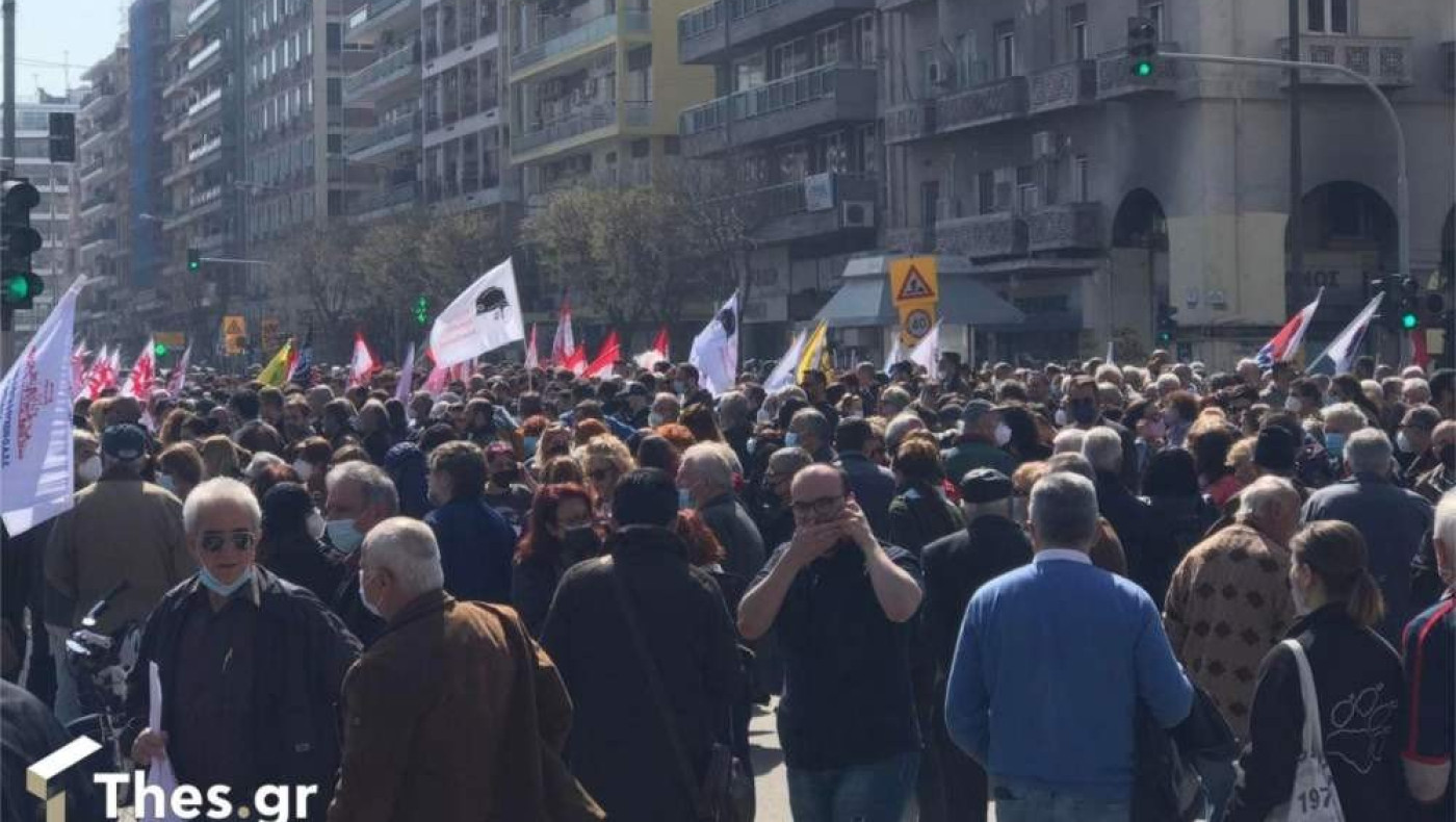 Σε απεργιακό κλοιό η χώρα - Οι συγκεντρώσεις στη Θεσσαλονίκη