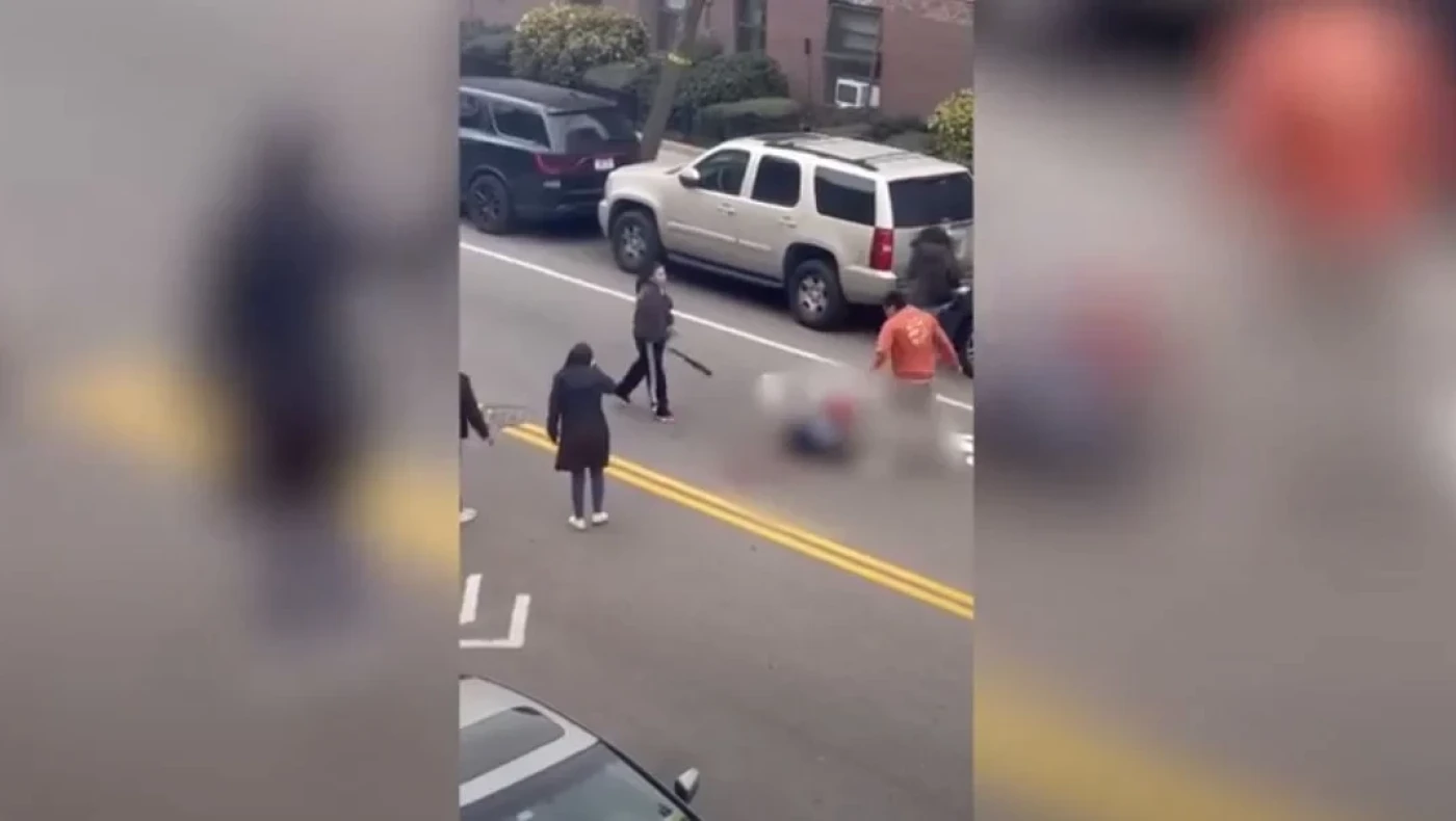 Νέα Υόρκη: Τον μαχαίρωσαν και τον χτύπησαν με ρόπαλο για μια… θέση πάρκινγκ