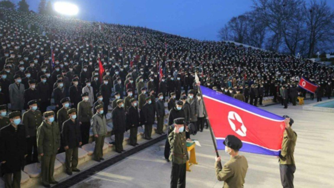Βόρεια Κορέα: 800.000 πολίτες είναι έτοιμοι να καταταγούν για να πολεμήσουν κατά των ΗΠΑ (pics)