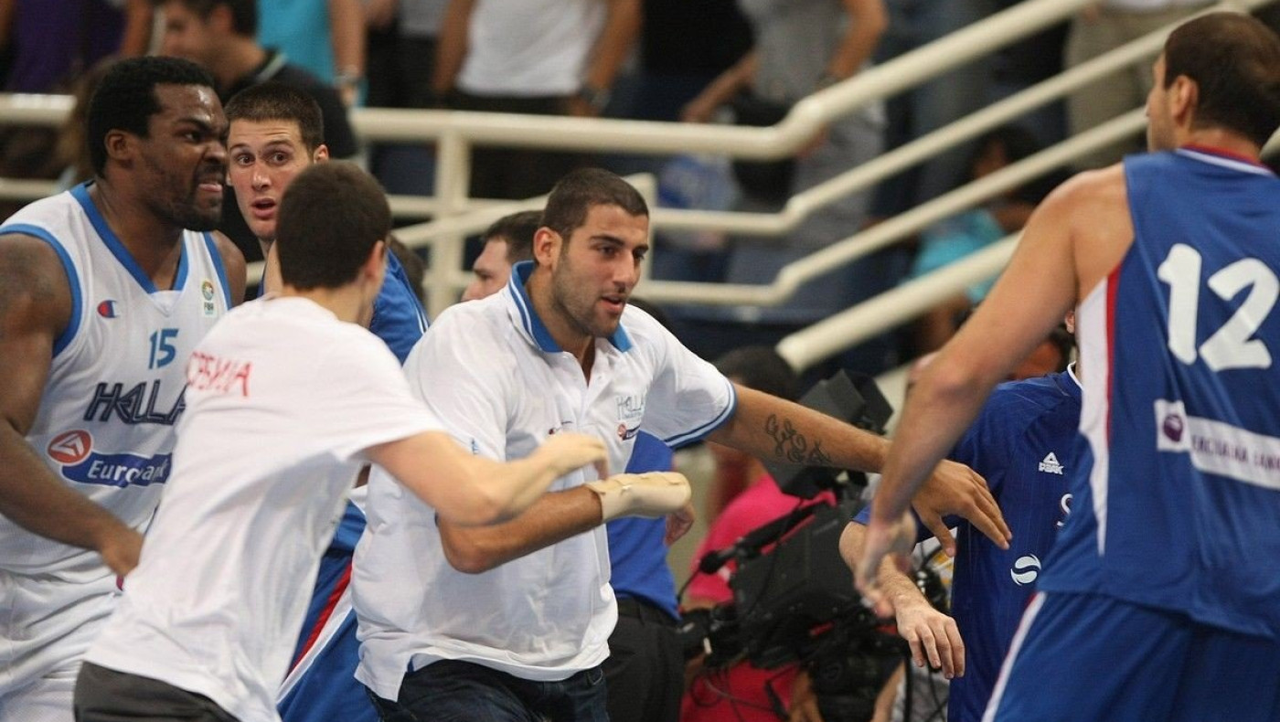 Κρστιτς για το ξύλο στο Ελλάδα - Σερβία: Μου επέβαλαν τρία χρόνια με αναστολή, αλλά το άξιζα