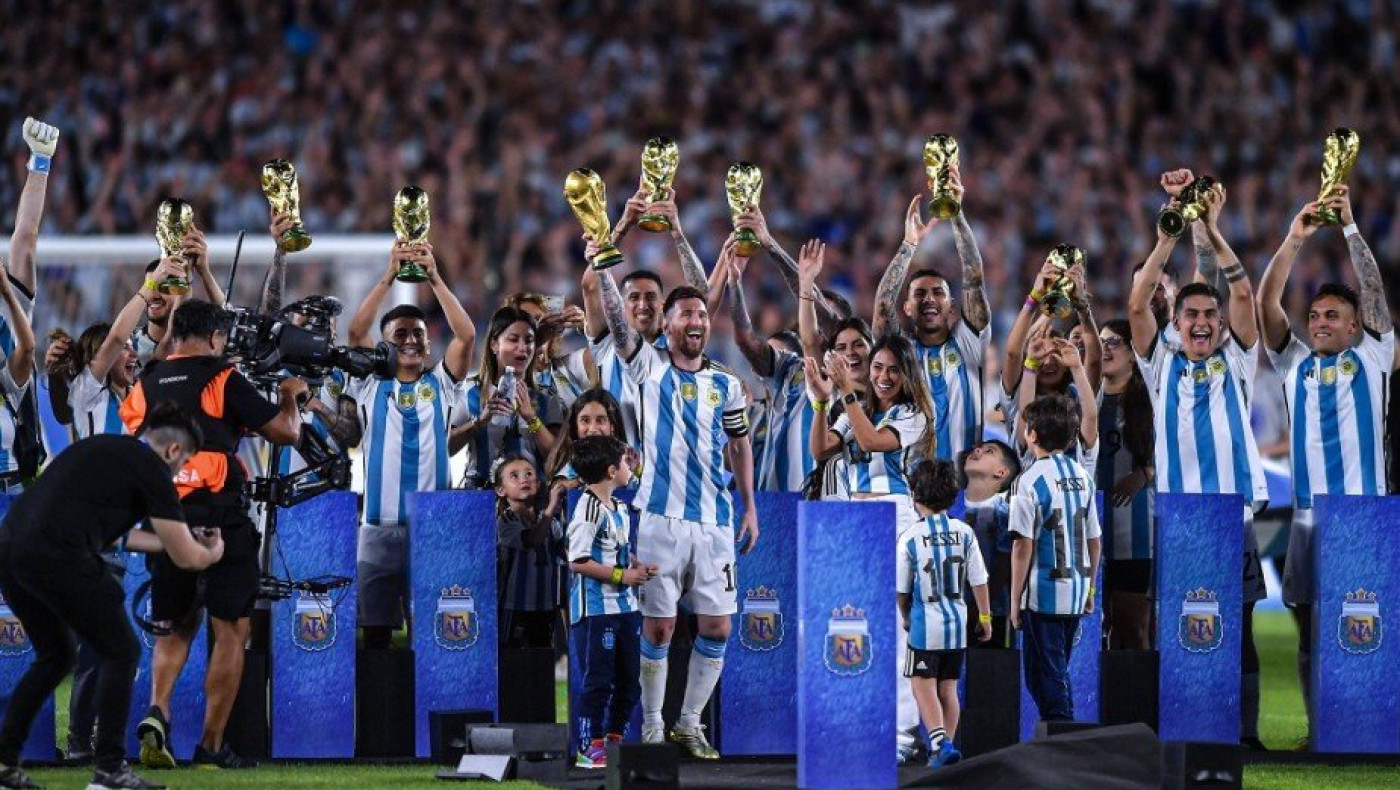 Ο Μέσι πέρασε στην ιστορία και η Αργεντινή γιόρτασε για την κατάκτηση του Μουντιάλ (vids)
