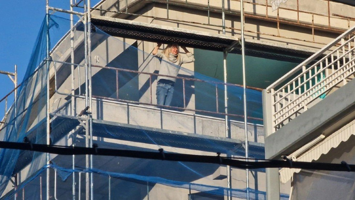 Θεσσαλονίκη: Έληξε το θρίλερ με την 60χρονη που απειλούσε να πέσει από ταράτσα