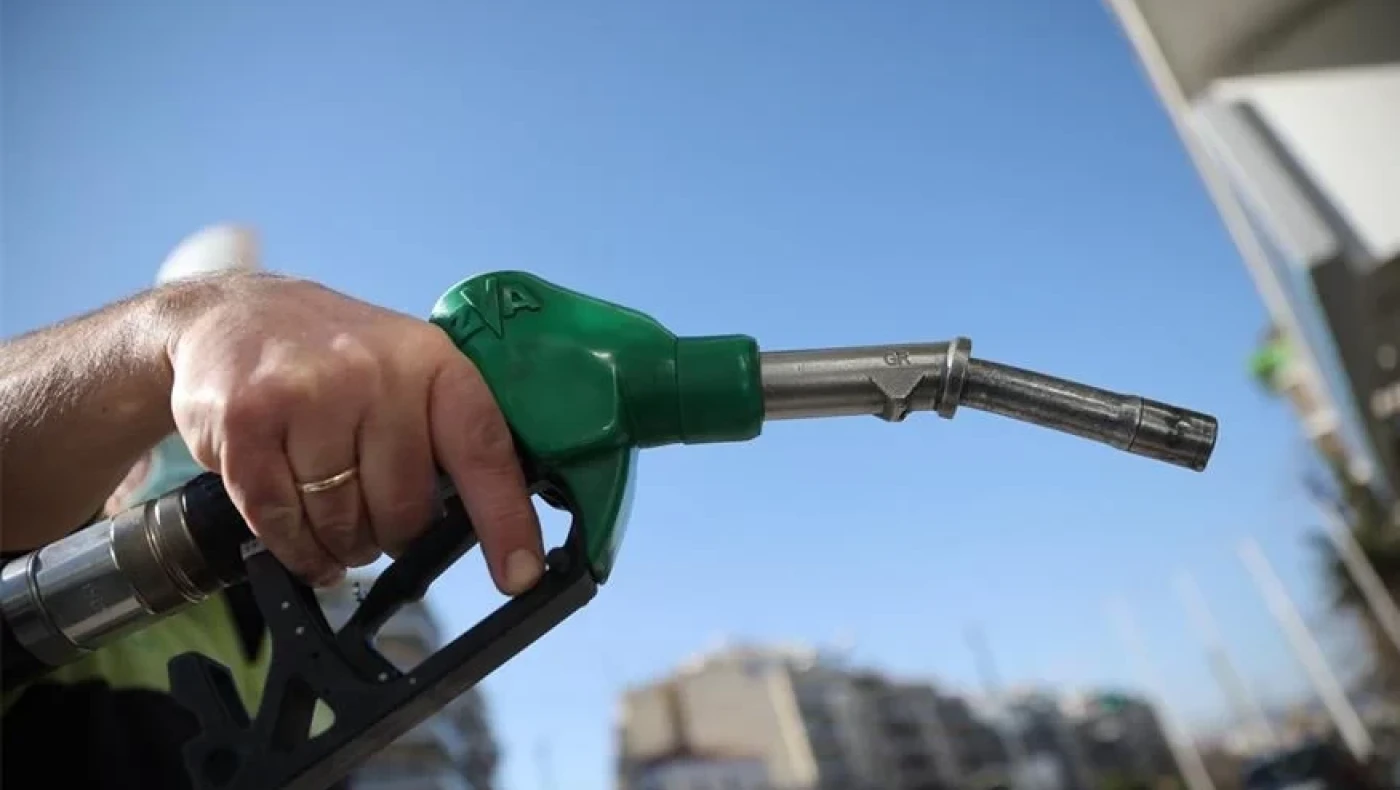 Καύσιμα: Σενάρια για Πάσχα με τη βενζίνη στα 2 ευρώ το λίτρο