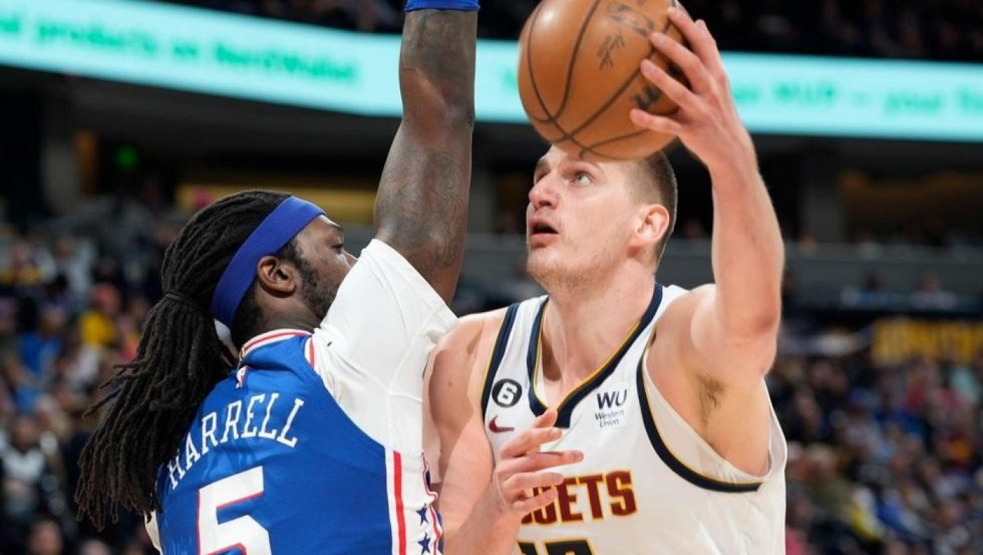 One man show του Γιόκιτς απόντος του Εμπίντ στο ντέρμπι