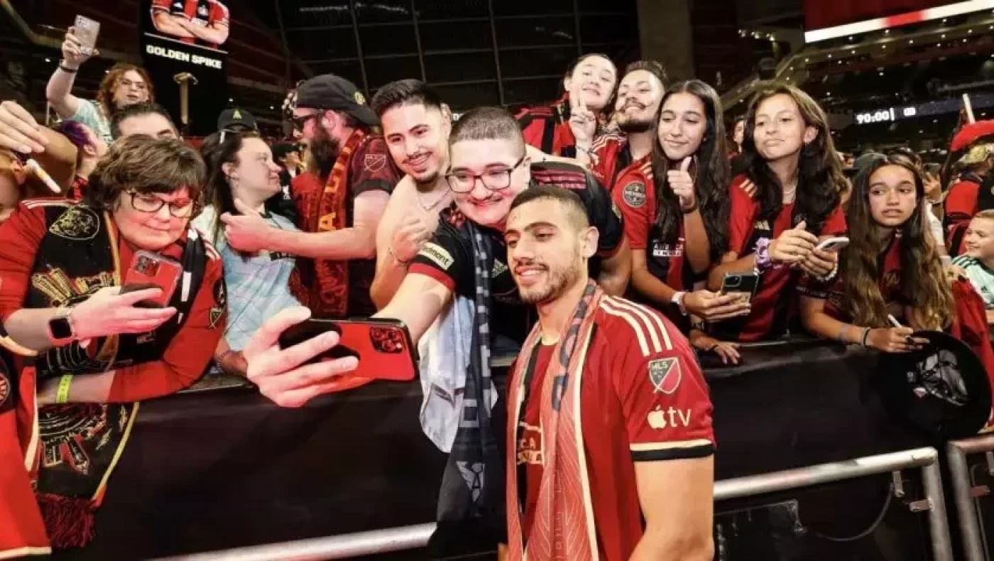 «Παροξυσμός» για τον Γιακουμάκη στην Ατλάντα: «Ο Έλληνας θεός μας»