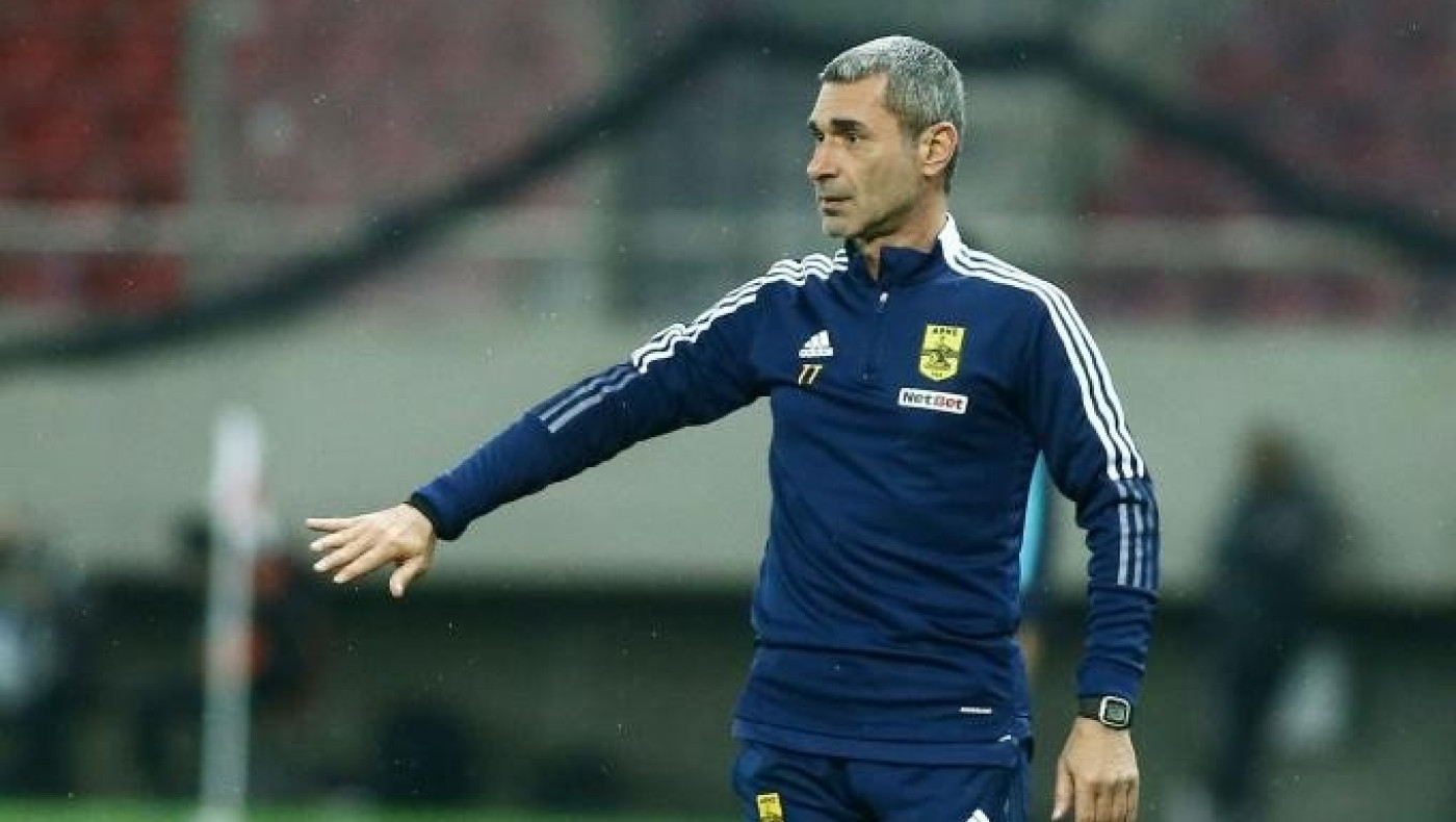 Η αντίδραση του Τερζή μετά τον επικό βαθμό του Άρη στο Καραϊσκάκης