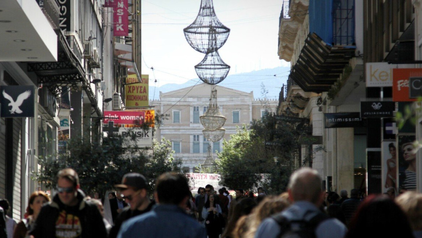 Πώς θα λειτουργήσουν τα εμπορικά καταστήματα μέχρι το Πάσχα