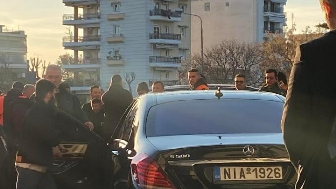 «Επίσκεψη» Γ. Σαββίδη στα αποδυτήρια των παικτών- Τετ-α-τετ και φωτογραφίες με οπαδούς