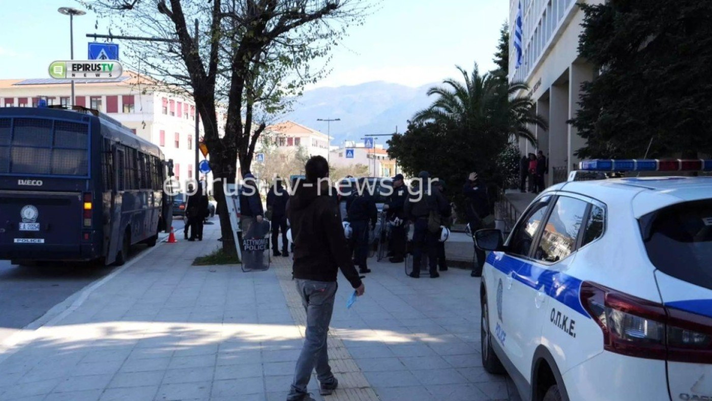 Ιωάννινα: Κερδίζει τη μάχη ο 30χρονος Δημήτρης που ξυλοκοπήθηκε θανάσιμα από οπαδούς του Ολυμπιακού