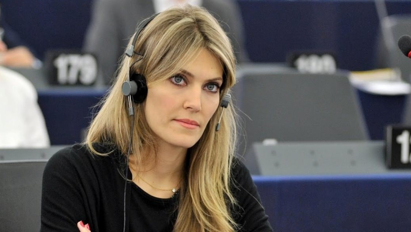 Aφήνεται ελεύθερη η Εύα Καϊλή με βραχιολάκι!