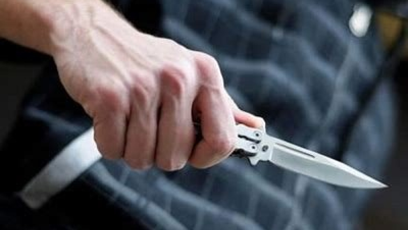 Θεσσαλονίκη: Επίθεση με μαχαίρι έξω από το ΑΠΘ, τραυματίστηκε στο λαιμό 35χρονος