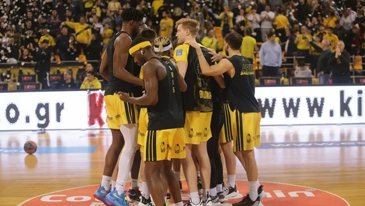 Άρης: Αναχώρησε για την Αθήνα με επτά ετοιμοπόλεμους