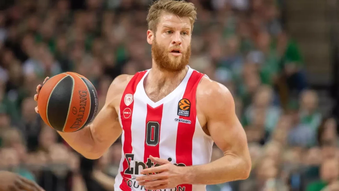 Γουόκαπ: Επίσημα Έλληνας πολίτης με υπογραφές Βορίδη - Σακελλαροπούλου