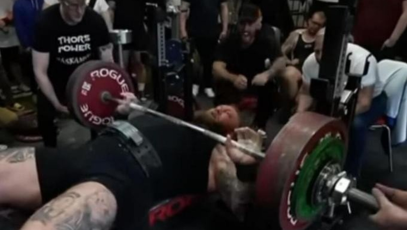 Τραυματίστηκε το «Βουνό» από το Game of Thrones - Επιχείρησε να σηκώσει 252 κιλά (vid)