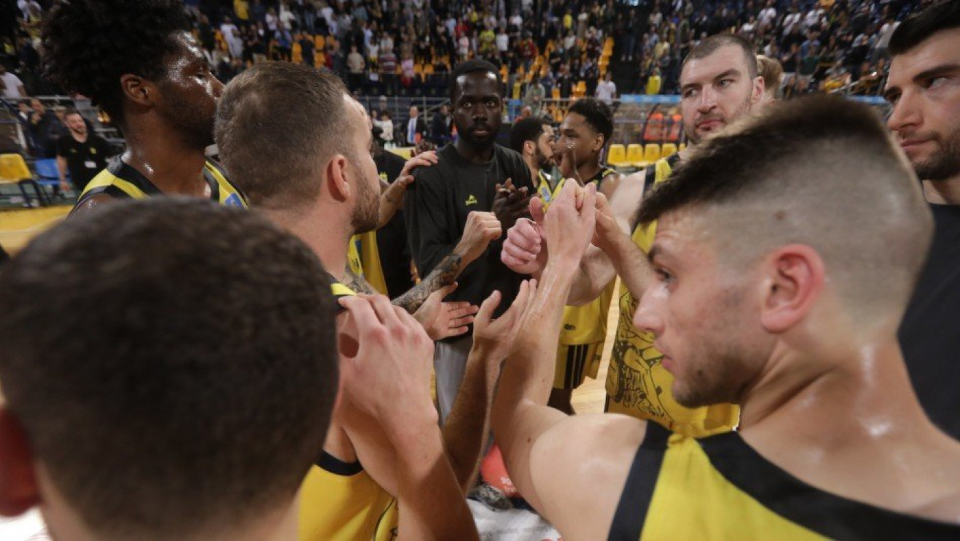 Άρης: Η παρακάμερα του αγώνα με τον Ολυμπιακό