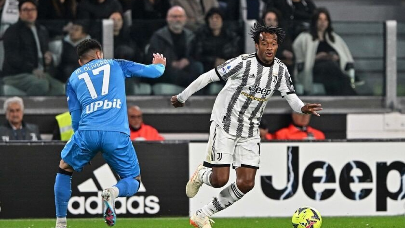 Διπλό τίτλου στο Τορίνο για τη Νάπολι!