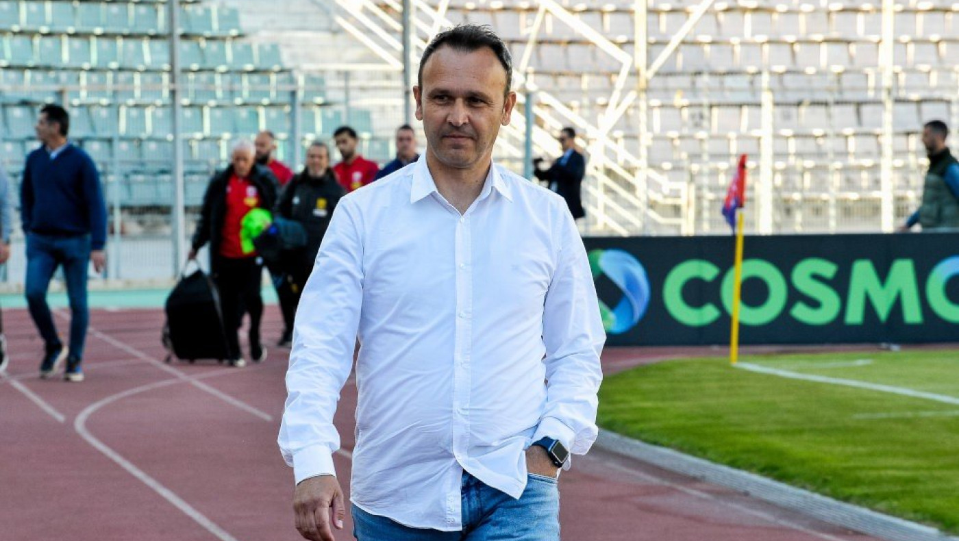 Μπράτσος: «Πρέπει να σηκώσουμε κεφάλι έχουμε ακόμα πέντε ματς»