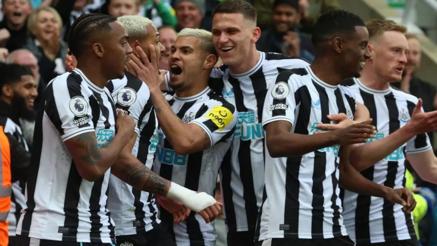 Καταιγιστική Νιουκάστλ πάτησε την Τότεναμ και βλέπει «αστέρια»