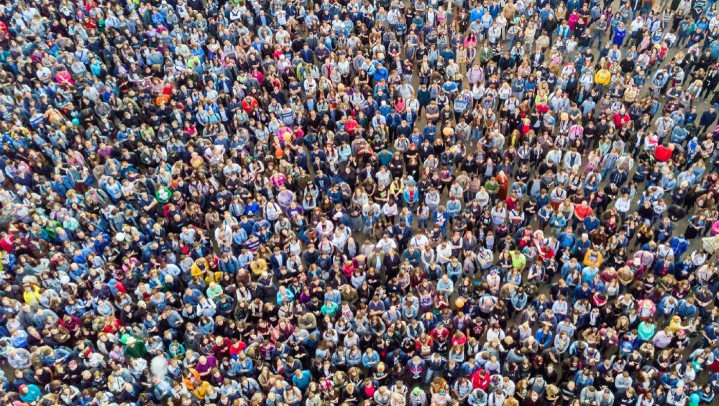 Ευρώπη: Γερνάει η «γηραιά» ήπειρος, μειώνεται ο πληθυσμός στην Ελλάδα