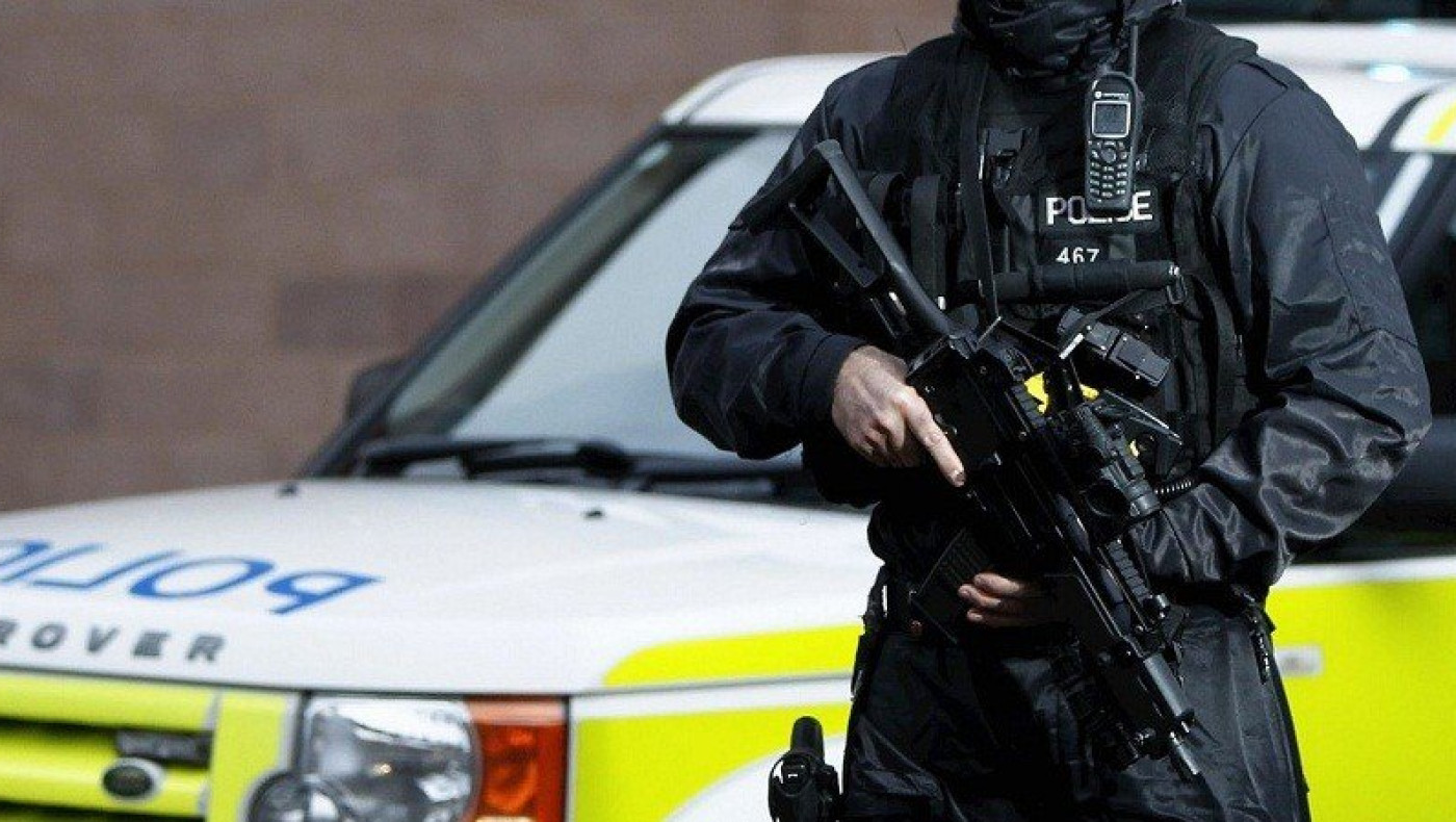 Ένοπλοι αστυνομικοί στο Γουέμπλεϊ