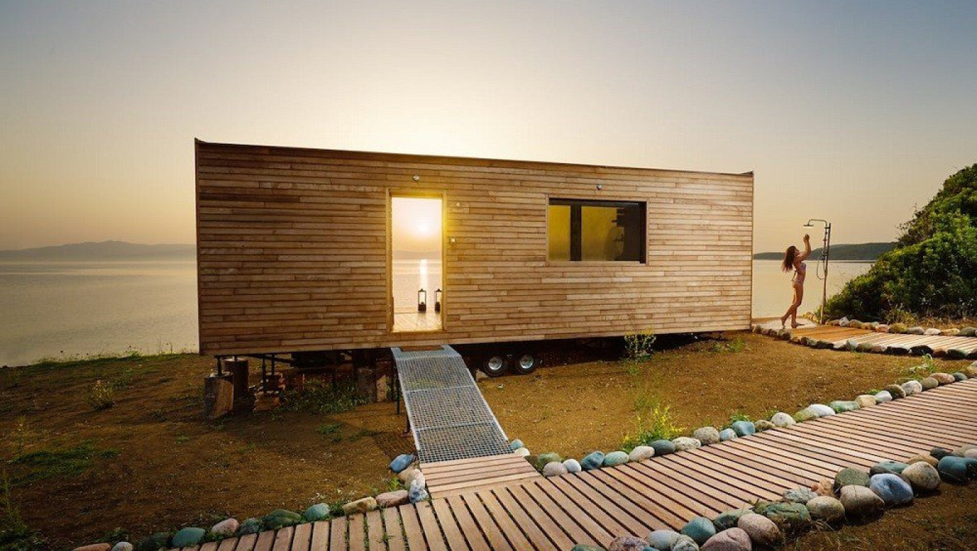 Ολική επαναφορά για το Airbnb στη Χαλκιδική με Βαλκάνιους και Ρώσους