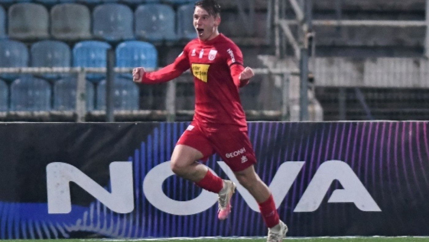 Μείωσε σε 2-1 ο Βόλος