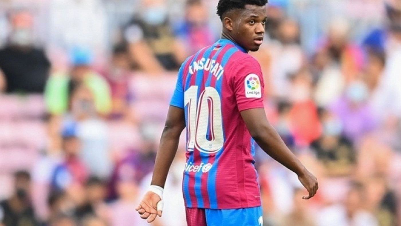 Λέει «ναι» η Μπάρτσα σε πρόταση της Γουλβς για Φατί αντί 30 εκατ. ευρώ κι αντάλλαγμα τον Νέβες!