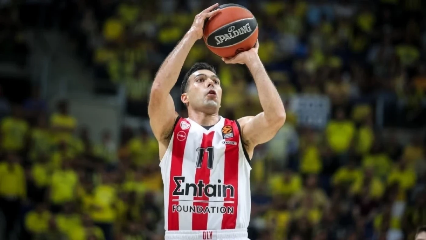 Euroleague: Ο σπίκερ που έγινε viral στο τρίποντο του Σλούκα