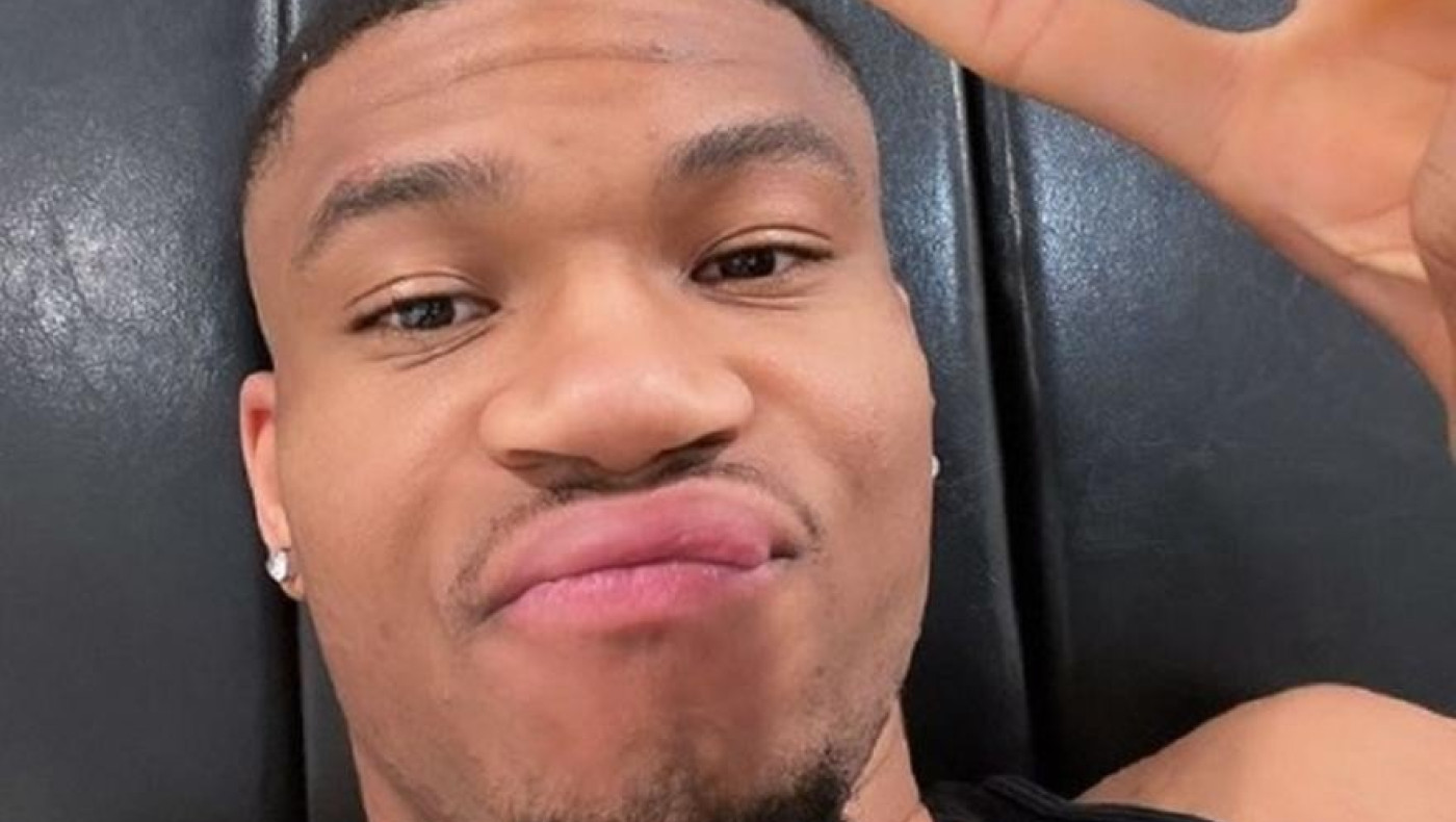 Κουρεύτηκε... στρατιωτικά ο Γιάννης Αντετοκούνμπο