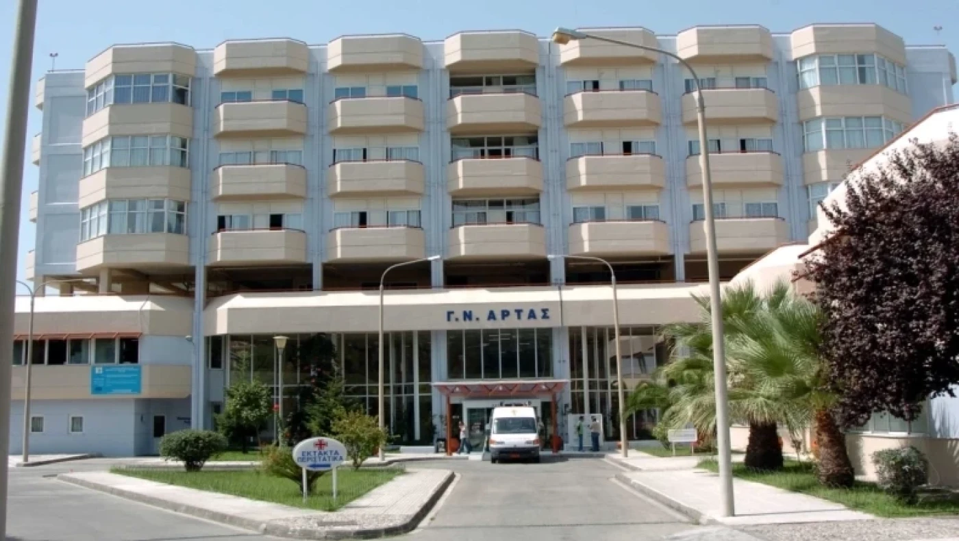 Έτοιμοι να λιντσάρουν τον πατέρα που ξέχασε το μωρό στο αυτοκίνητο οι συγγενείς της μητέρας