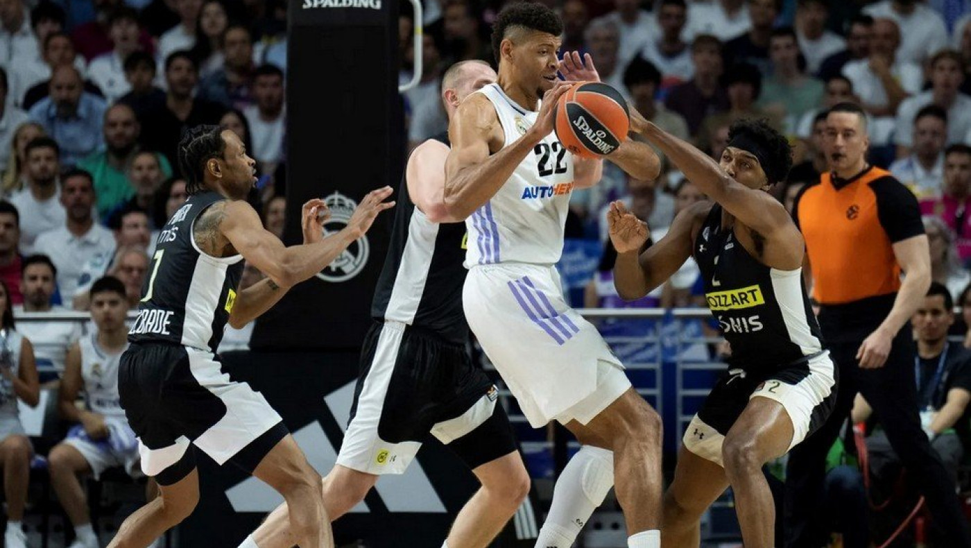 Euroleague: Το βραβείο του κορυφαίου αμυντικού προκάλεσε διαφωνία Σλούκα-Ταβάρες
