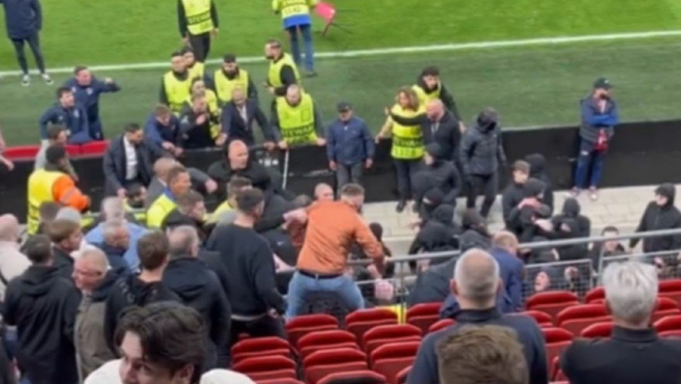 Conference: Οπαδοί της Άλκμααρ στις οικογένειες των παικτών της Γουέστ Χαμ