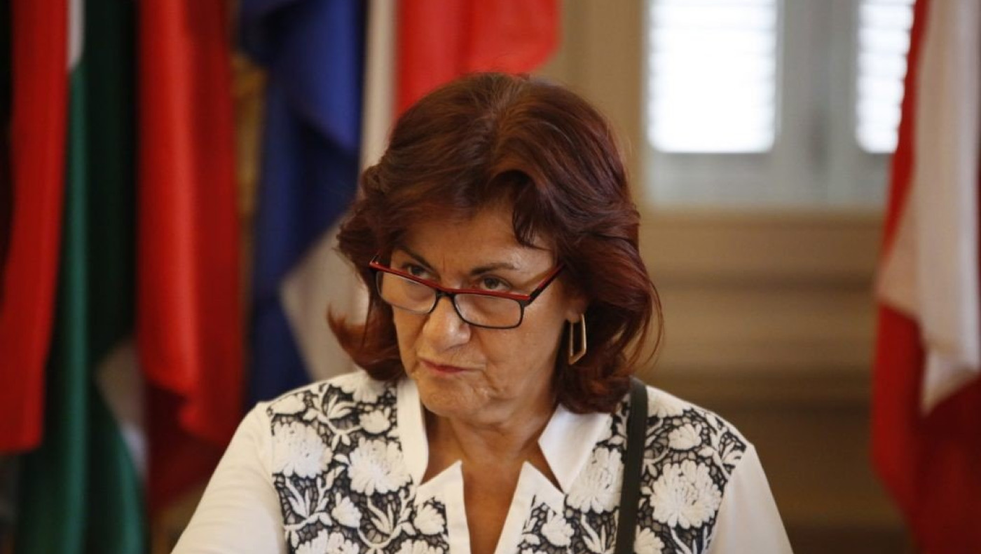 Η Φωτίου ξαναχτυπά: «5.000 ευρώ το ετήσιο εισόδημα της μεσαίας τάξης»  -Έγινε «πάρτι» στο Twitter!