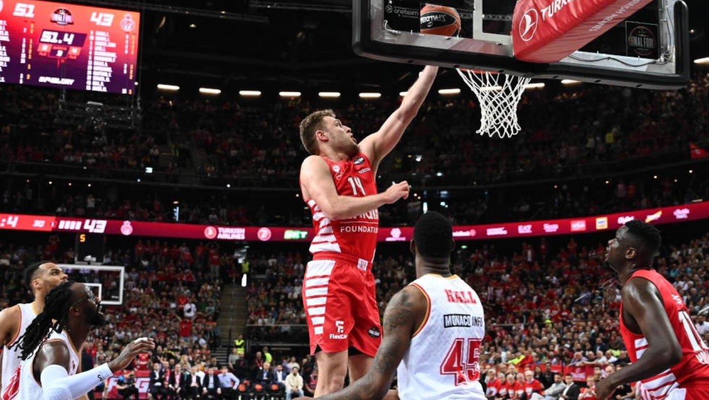 Euroleague: Πρόκριση Ολυμπιακού στον τελικό με εξωπραγματικό τρίτο δεκάλεπτο