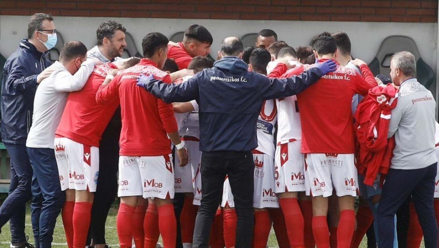 Τα «λιοντάρια» έσπασαν την… πόρτα και ξαναμπήκαν στη «μεγάλη σάλα»