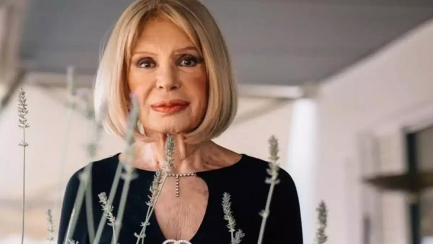 Ρίκα Διαλυνά: Οι φρικιαστικές στιγμές που έζησε αντιμέπωπη με ληστή στο σπίτι της