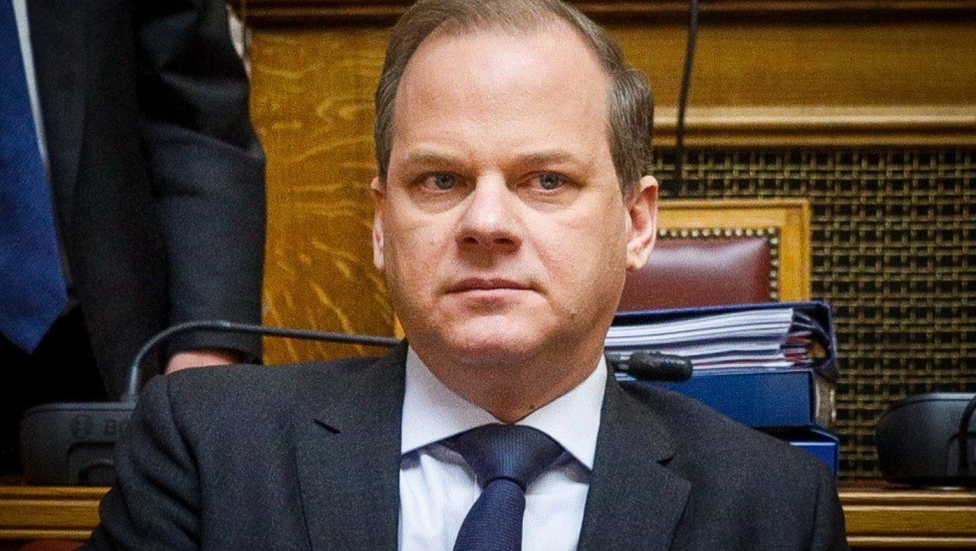 Tέμπη: Έστειλε σε δωροκάρτα το εισιτήριο του νεκρού αδερφού του στον Κώστα Αχ. Καραμανλή